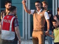 Van Persie İstanbul'a geldi