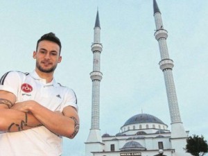 Alman futbolcu Müslüman oldu