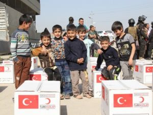 Kerbela'daki sığınmacılara Türkiye'den yardım