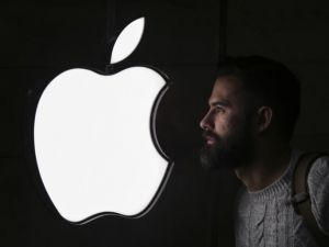 Apple akıllı saati "Apple Watch"ı tanıttı