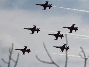 Türk yıldızlarından Çanakkale Zaferi gösterisi