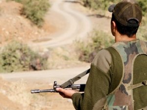 Şemdinli'de askere silahlı saldırı