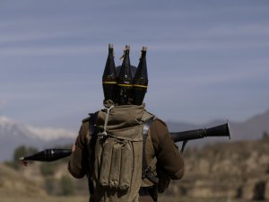 Ağrı'da askere roketatarlı saldırı