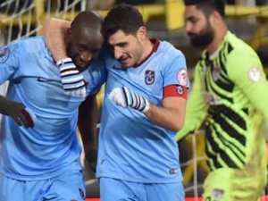 Fırtına işi ilk yarıda bitirdi