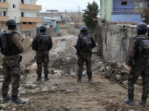 3 ayrı noktada şiddetli çatışma!