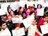 Okullarda karne heyecanı