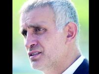 Volkan'a dava açıyor