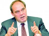 Arınç istedi, Demirören KKTC'de