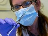 Ebola aşısı ertelendi