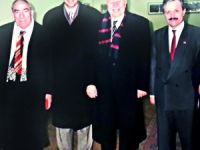 Siyasetin tozlu raflarından güzel bir anekdot