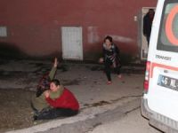 Eşini ve çocuklarını rehin aldı