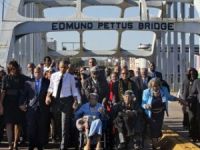 Obama siyahilerle yürüdü