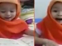 Tecvid ile kur'an okuyan çocuk!