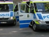 PKK yandaşları İsveç polisine saldırdı