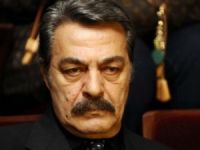 Kadir İnanır 'akiller'i topluyor