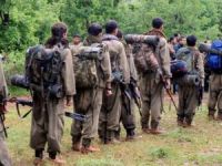 Teröristler 70 yolcuyu rehin aldı