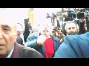 Ermeniciler Tarihçi Cezmi Yurtsever'e saldırdı