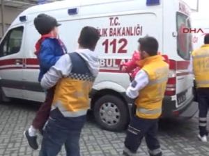 Yaralı çocuklar hastaneye getirildi