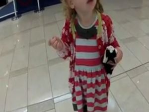 İlk defa ezan sesi duyan çocuk